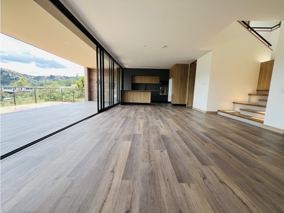HERMOSA CASA EN RENTA - RIONEGRO VIA SAJONIA — foto 2