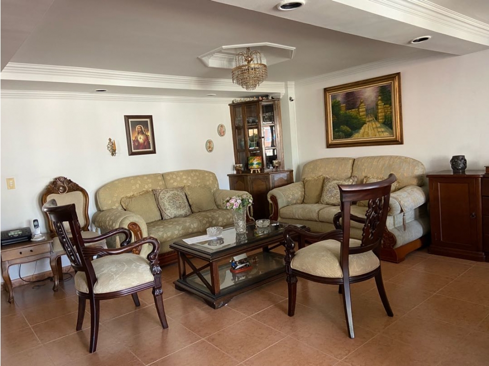 VENTA DE APARTAMENTO EN LAURELES SECTOR SANTA TERESITA