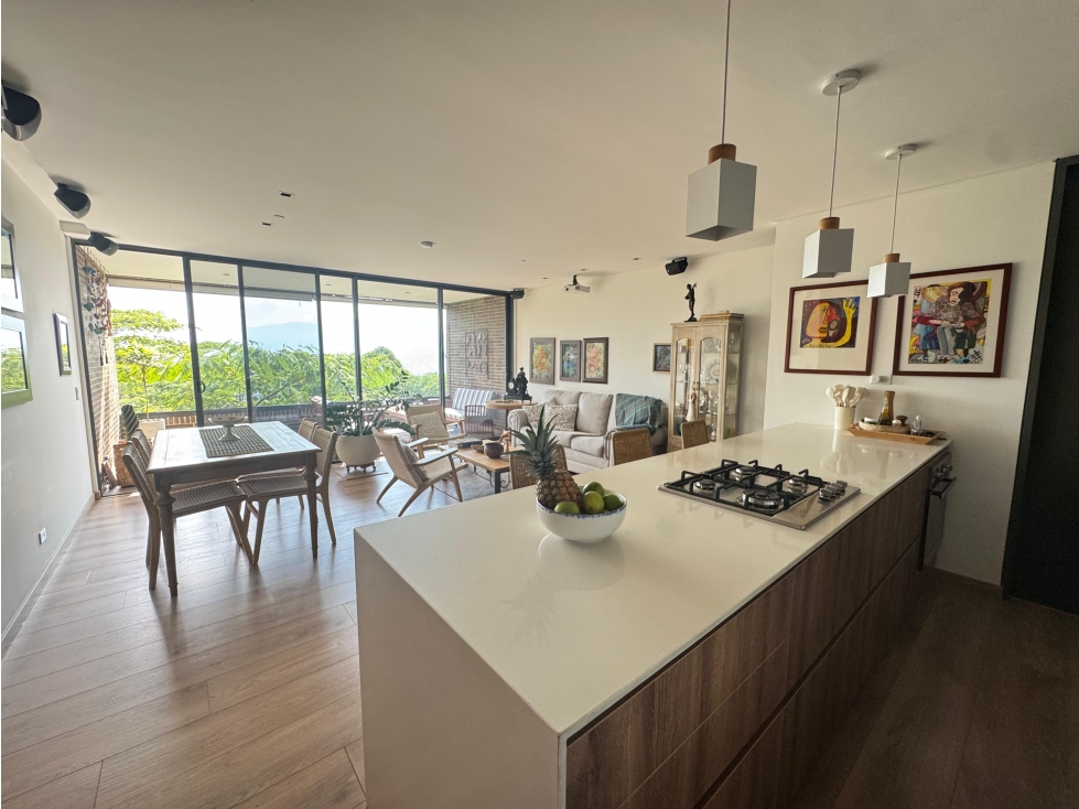 VENTA APARTAESTUDIO ALTOS DEL POBLADO MEDELLÍN