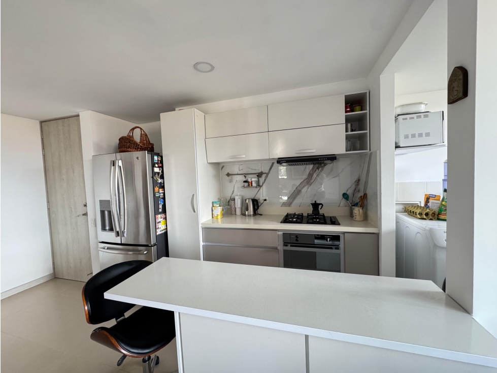 VENTA APARTAMENTO CON TERRAZA, ASDESILLAS - SABANETA. — foto 2