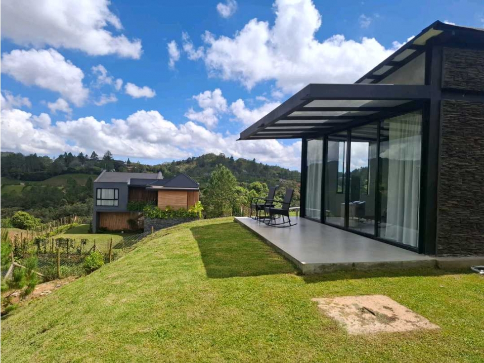 Venta Casa en Altos del Escobero - Envigado — foto 3