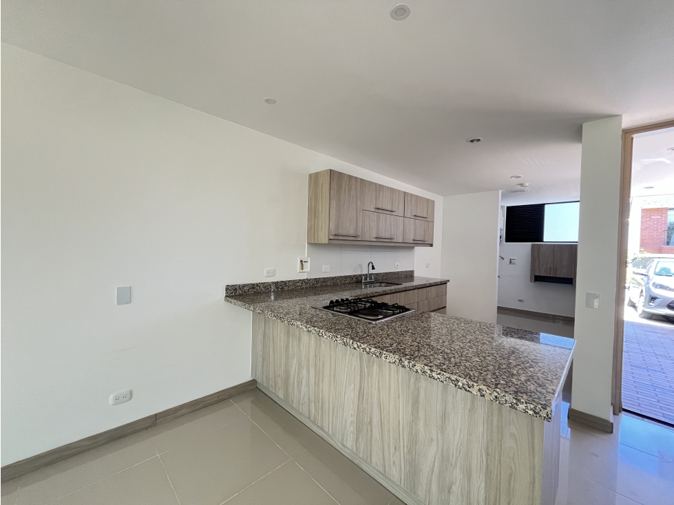 ARRIENDO CASA EN EL RETIRO-SECTOR PURO CUERO — foto 3