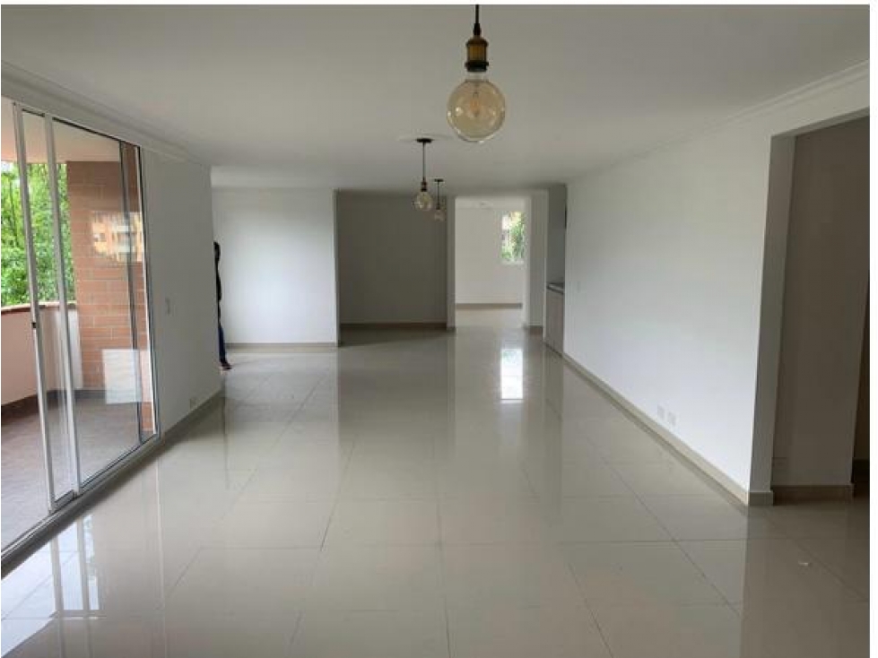 VENTA DE APARTAMENTO EN LA LOMA DE LAS BRUJAS