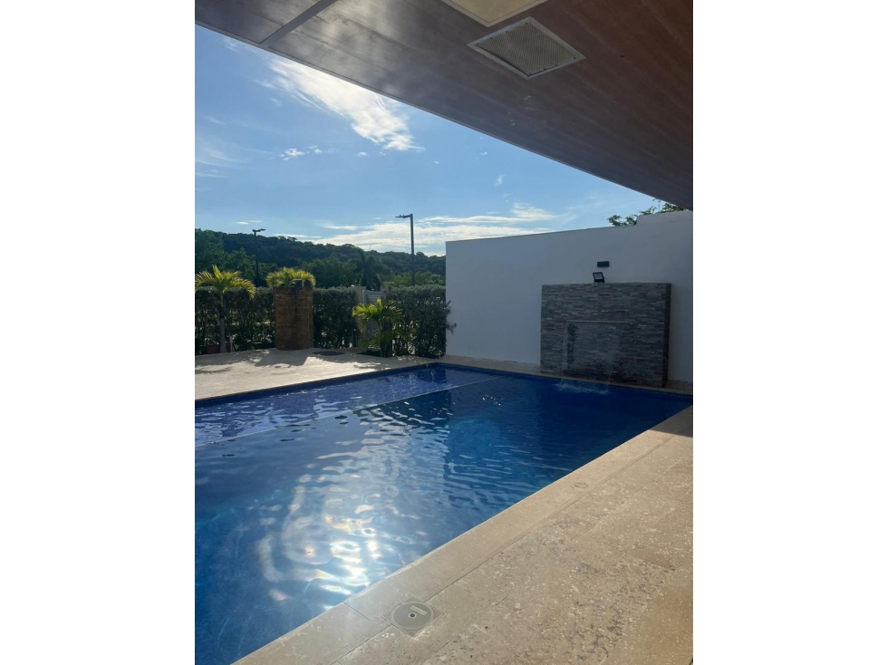 VENDO CASA FRENTE AL LAGO EN VENTA BARCELONA DE INDIAS CARTAGENA