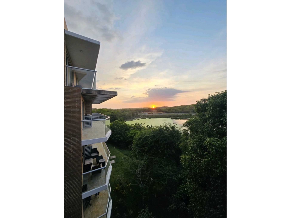 VENDO APARTAMENTO EN ZINNIA CON VISTA AL LAGO EN SERENA DEL MAR