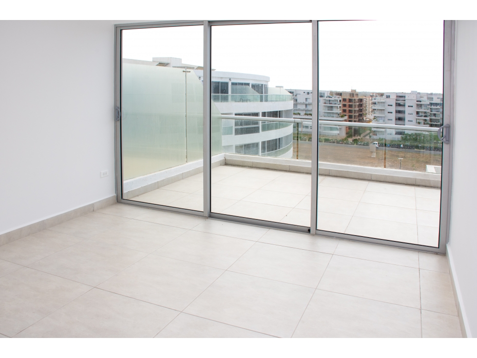 VENTA APARTAMENTO CASTELO SERENA DEL MAR — foto 3