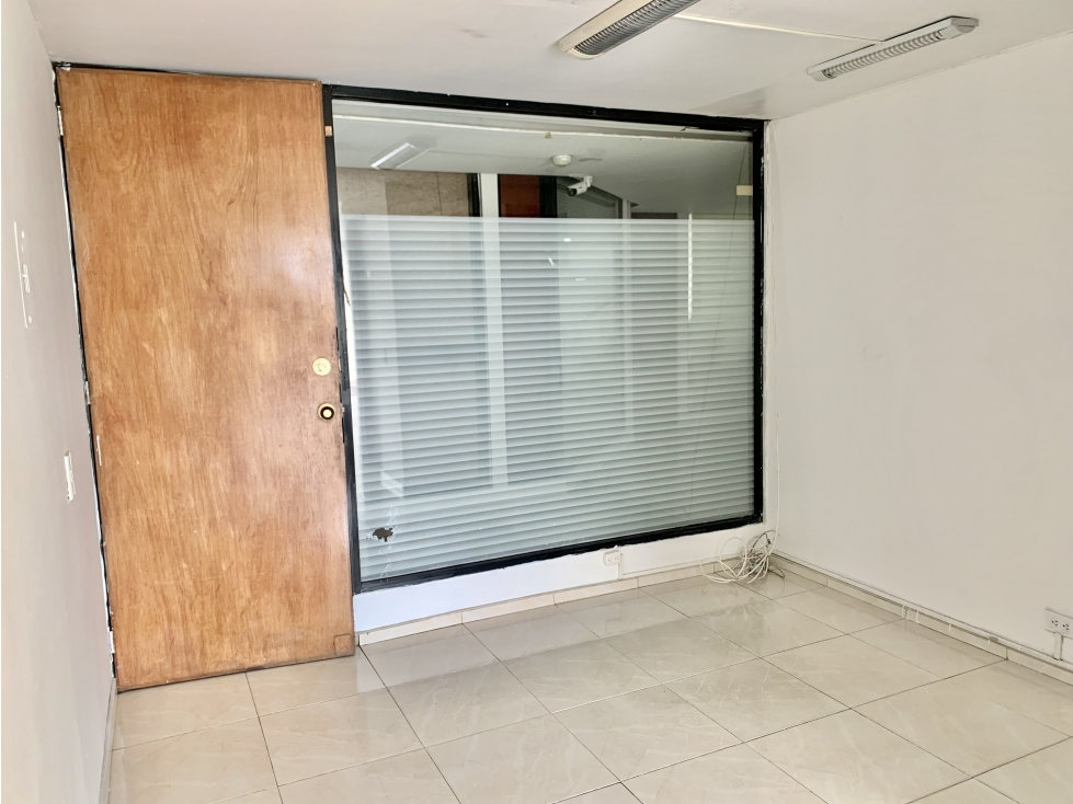 SE ARRIENDA OFICINA EN CALLE 100, BOGOTA — foto 4
