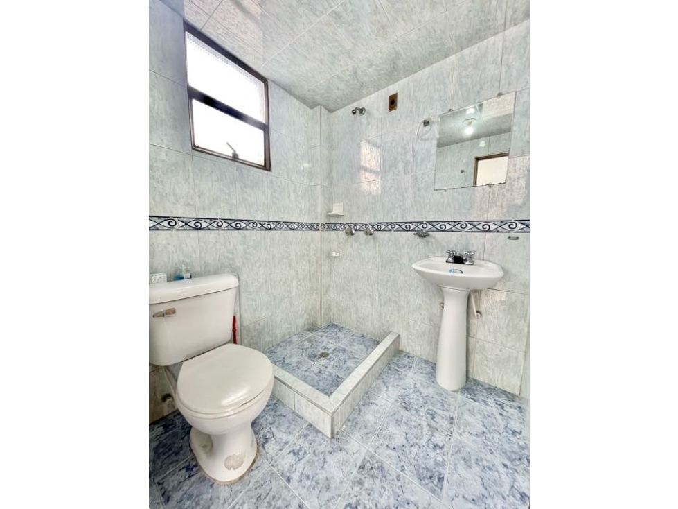 Se vende edificio en Prado Veraniego, Bogotá — foto 4