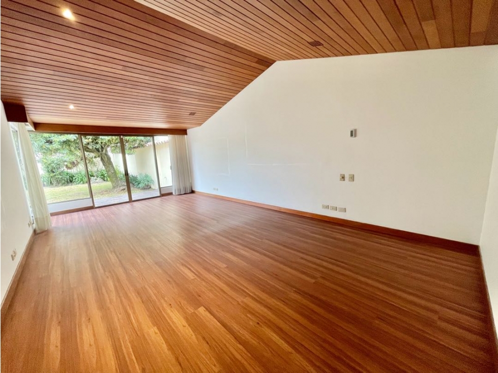 Se vende hermosa casa en Santa Ana, Bogotá — foto 5