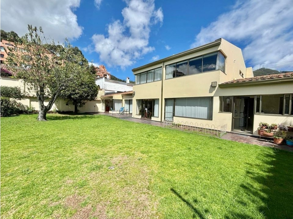 Se vende hermosa casa en Santa Ana, Bogotá