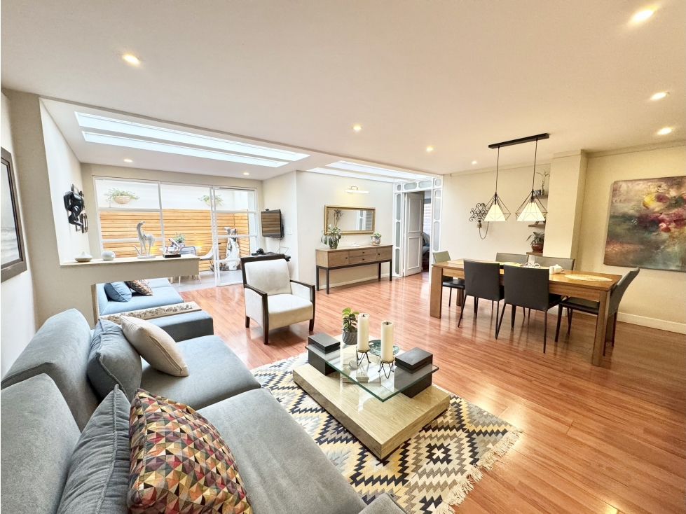 Hermoso Apartamento remodelado Santa Barbara