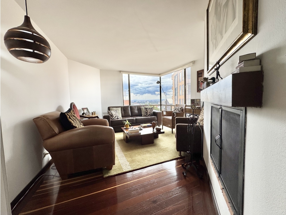 Se vende apartamento remodelado en Chapinero Alto