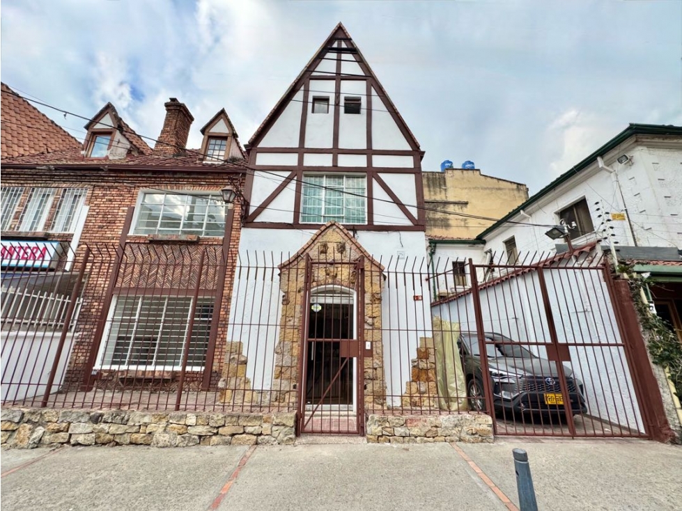 Se vende casa en zona G