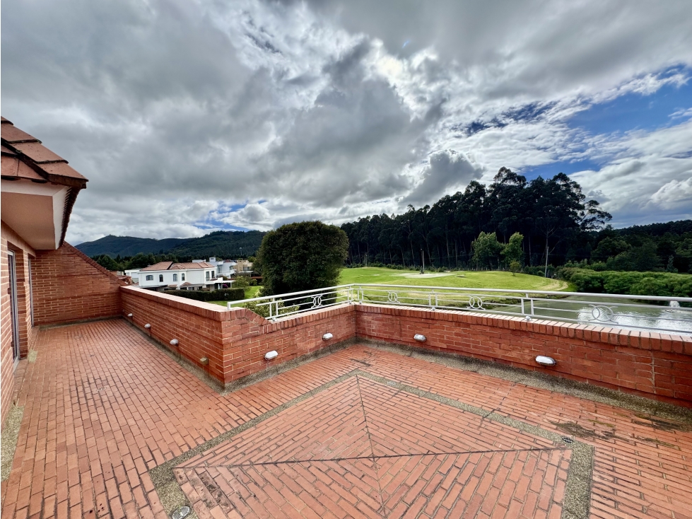ESPACIOSA CASA EN APOSENTOS — foto 4