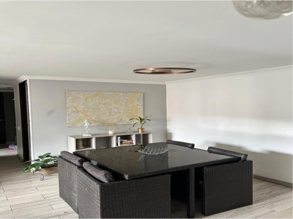 Apartamento En Venta En Loma De Los Bernal - 3