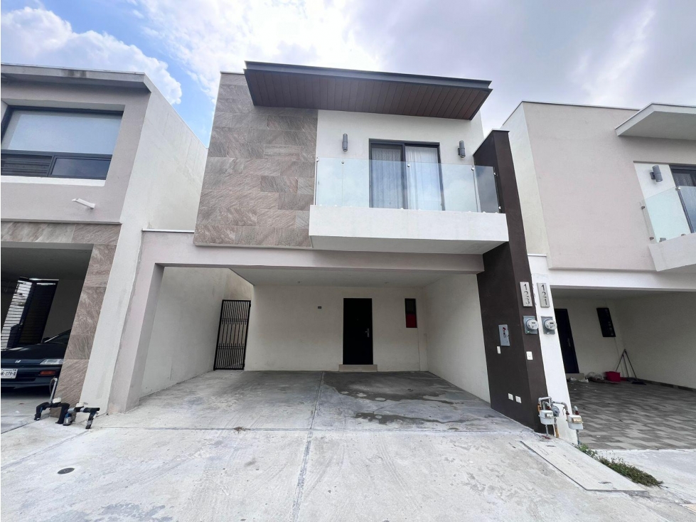 Casa en Renta en Almeria a 10 min del Aeropuerto de Mty — foto 4