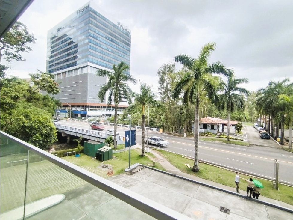 ALQUILER OFICINA COMERCIAL COSTA DEL ESTE PT
