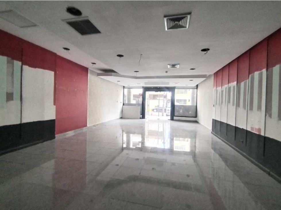ALQUILER DE LOCAL EN OBARRIO MANTENIMIENTO INCLUIDO CP — foto 2