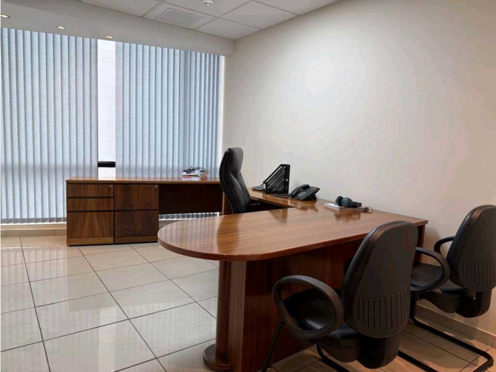 ALQUILER OFICINA TORRE GENERALI CIUDAD DE PANAMA MTTO INCLUIDO CP — foto 4