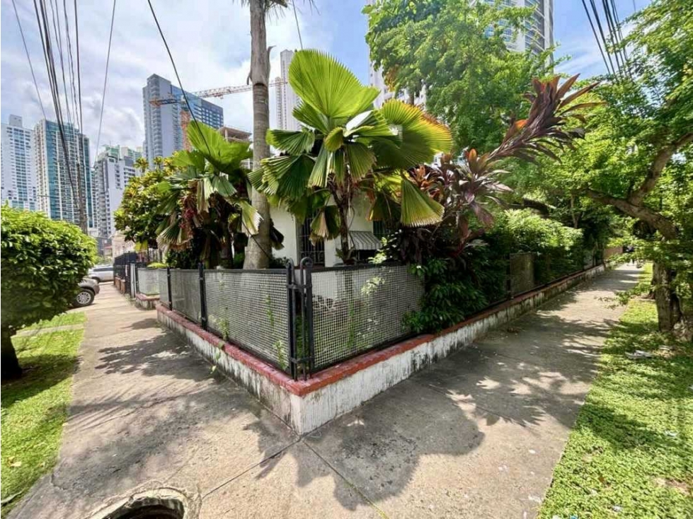 VENTA CASA COMERCIAL EN ESQUINA BELLA VISTA CIUDAD DE PANAMÁ CP — foto 4