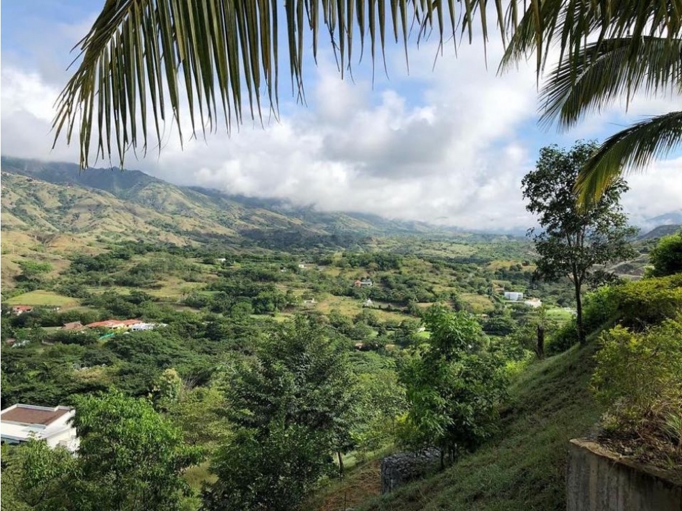 HERMOSA FINCA EN ZONA RURAL DE SANTAFE DE ANTIOQUIA — foto 4