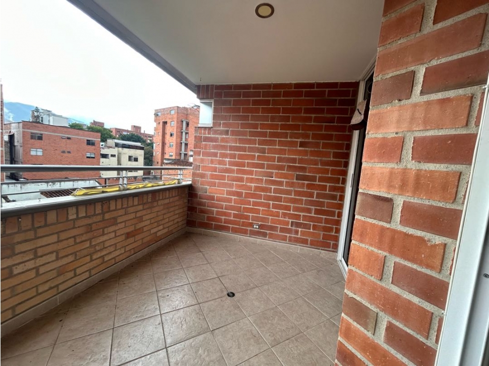 Apartamento Laureles, amplio e iluminado — foto 3