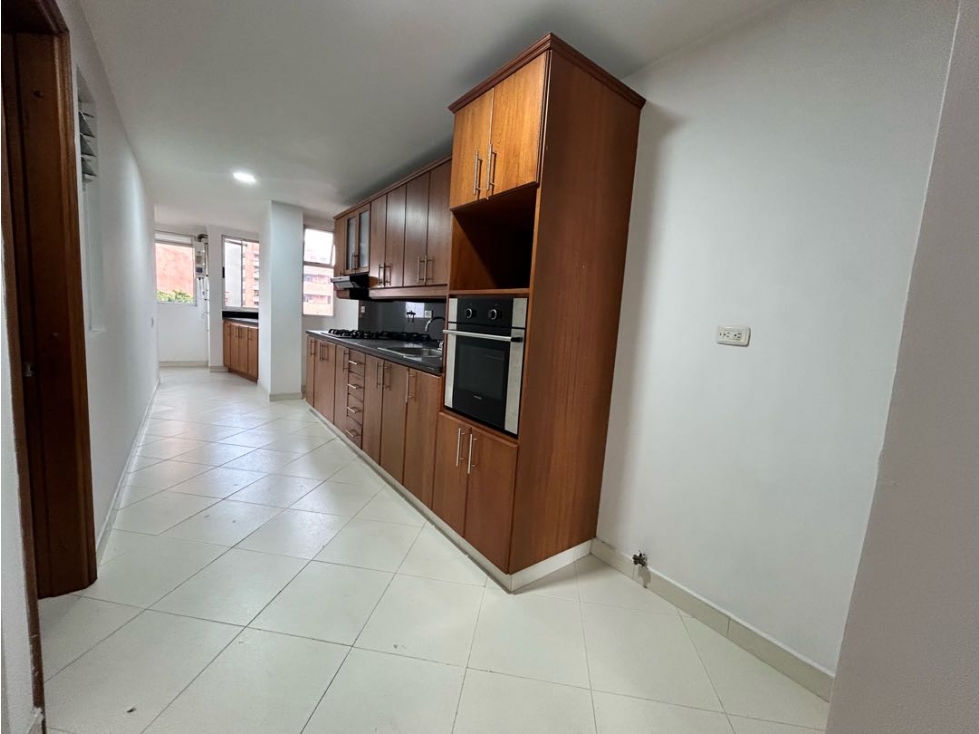 Apartamento Laureles, amplio e iluminado — foto 5