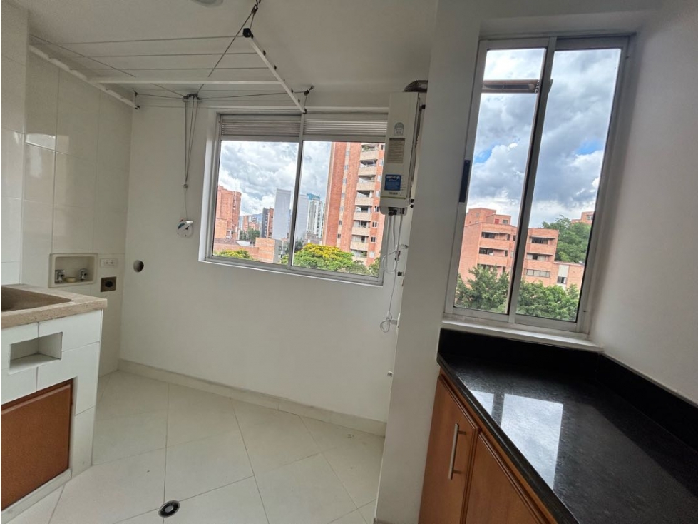 Apartamento Laureles, amplio e iluminado — foto 6