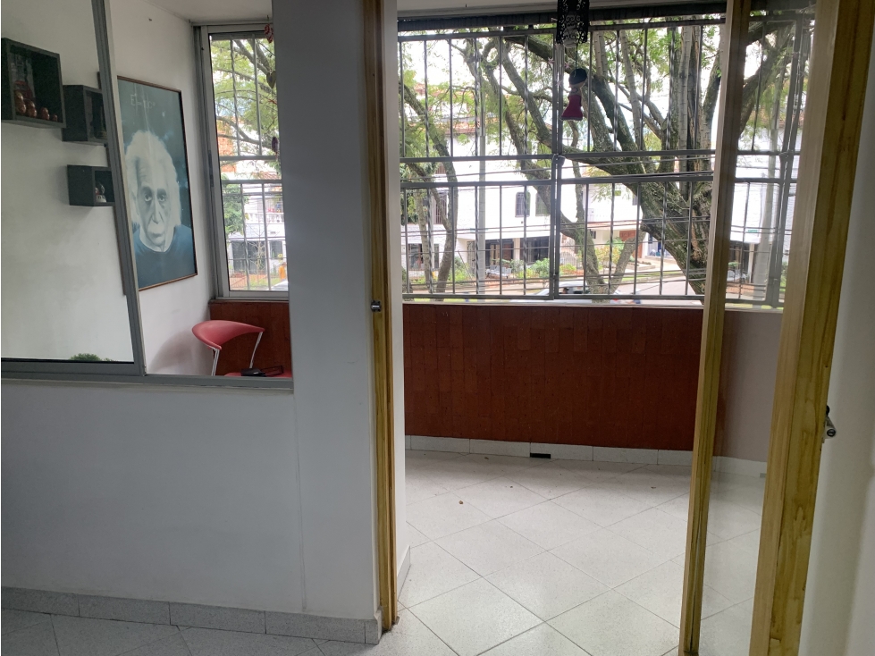 Apartamento en zona de fácil acceso sector Alameda — foto 4
