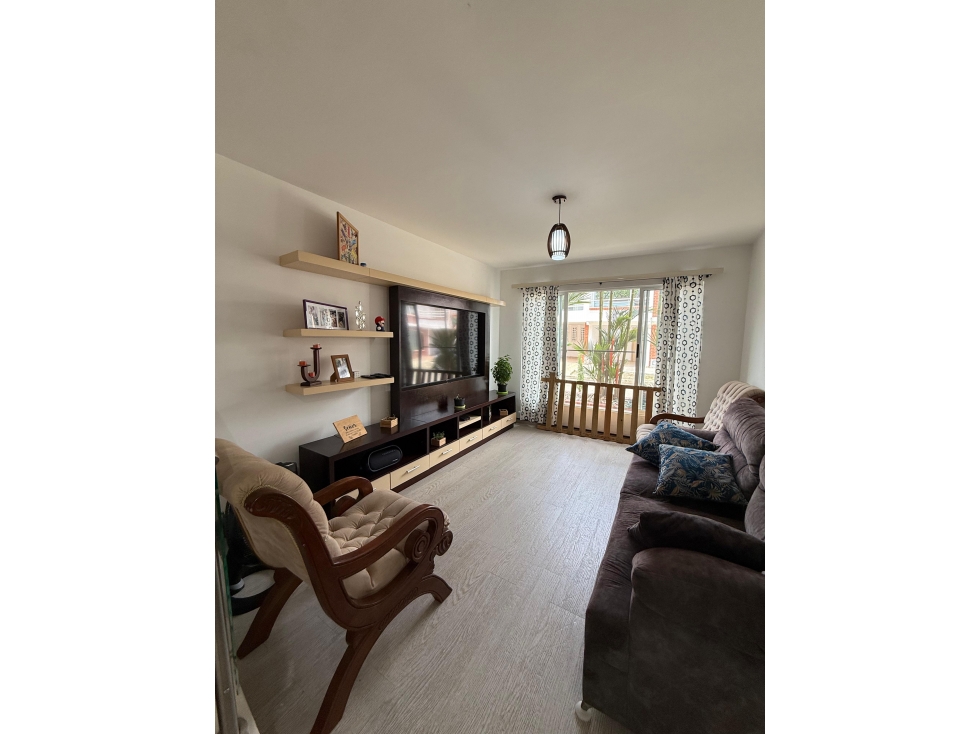 VENTA DE CASA EN JAMUNDI EN COUNTRY PLAZA AC
