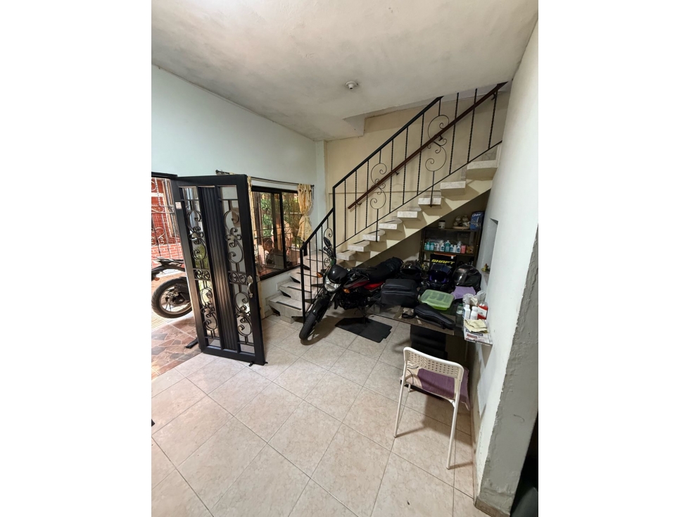 VENTA DE CASA DE 3 PISOS EN BARRIO COMPARTIR AC — foto 4