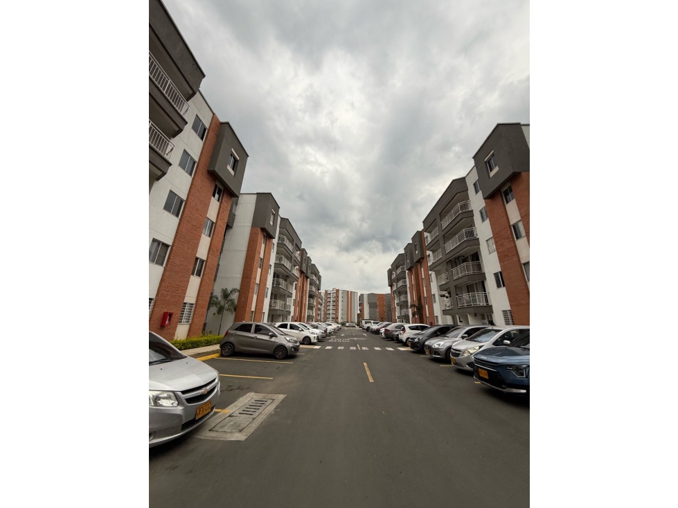 VENTA DE APARTAMENTO PMR EN PARQUE VIVERO RESIDENCIAL AC