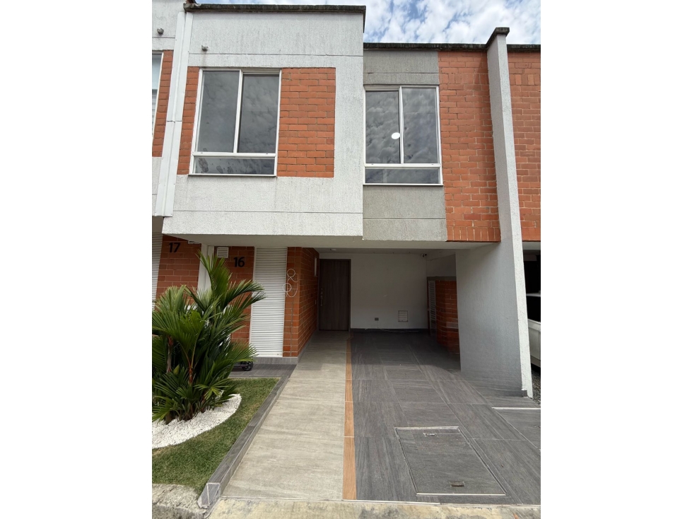 VENTA DE CASA EN CONDOMINIO 2 PISOS EN CIUDAD PACÍFICA AC