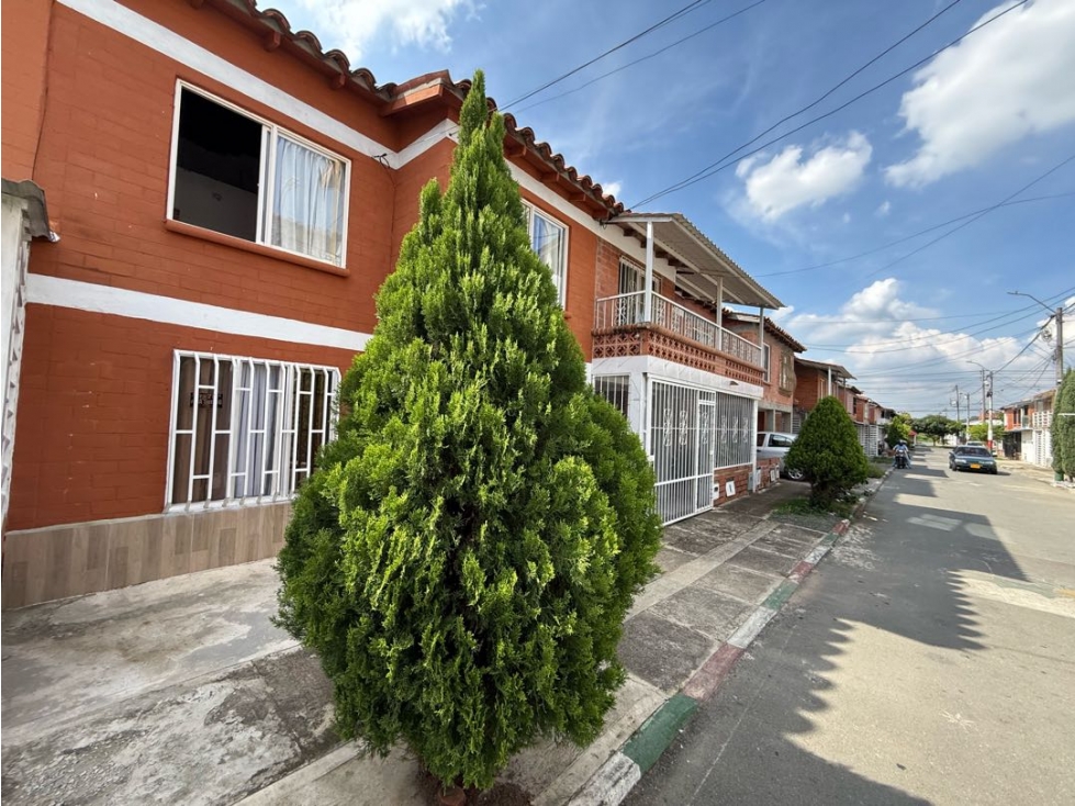 VENTA DE CASA CON ENCONDADOS DEL SUR JAMUNDI AC