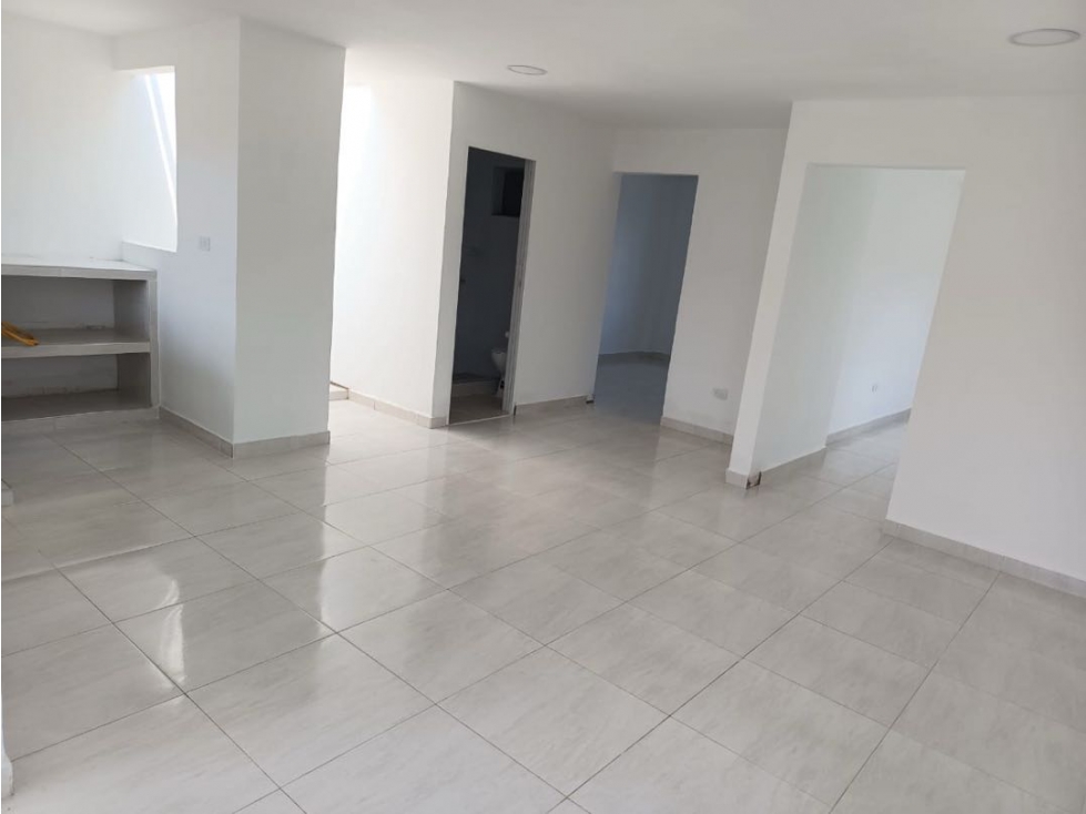 VENTA DE CASA 2 PISOS LOCALES COMERCIALES EN PAISAJE DE LAS FLORES AC — foto 4