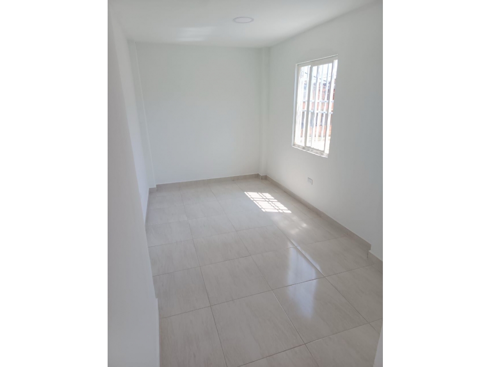 VENTA DE CASA 2 PISOS LOCALES COMERCIALES EN PAISAJE DE LAS FLORES AC — foto 6