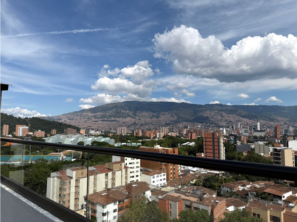 Apartaestudio En Venta En Laureles
