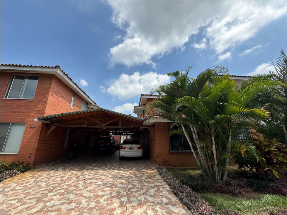 VENTA DE CASA 2 PISOS ENEL CASTILLO JAMUNDI AC — foto 3