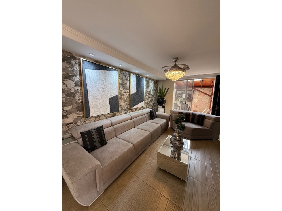 VENTA DE CASA 2 PISOS ENEL CASTILLO JAMUNDI AC — foto 5