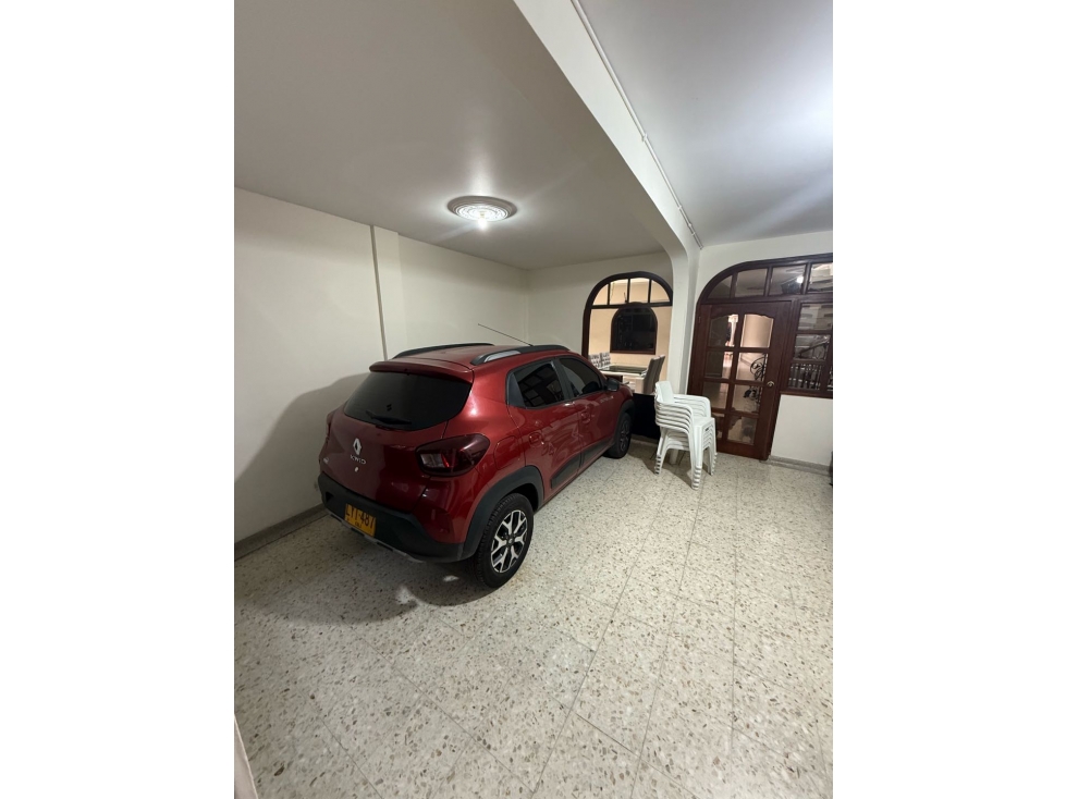 VENTA DE CASA UNIFAMILIAR 3 PISOS EN SUR CENTRAL EN ARANJUEZ AC — foto 3