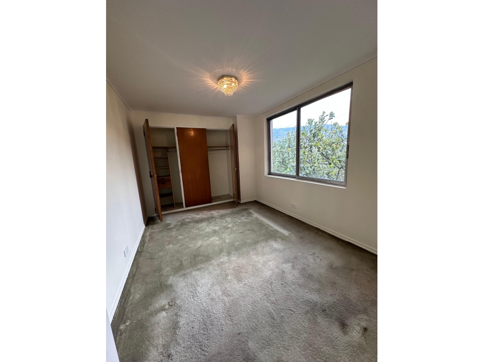 SE VENDE APARTAMENTO EN LAURELES SECTOR SURAMERICANA MEDELLIN — foto 2