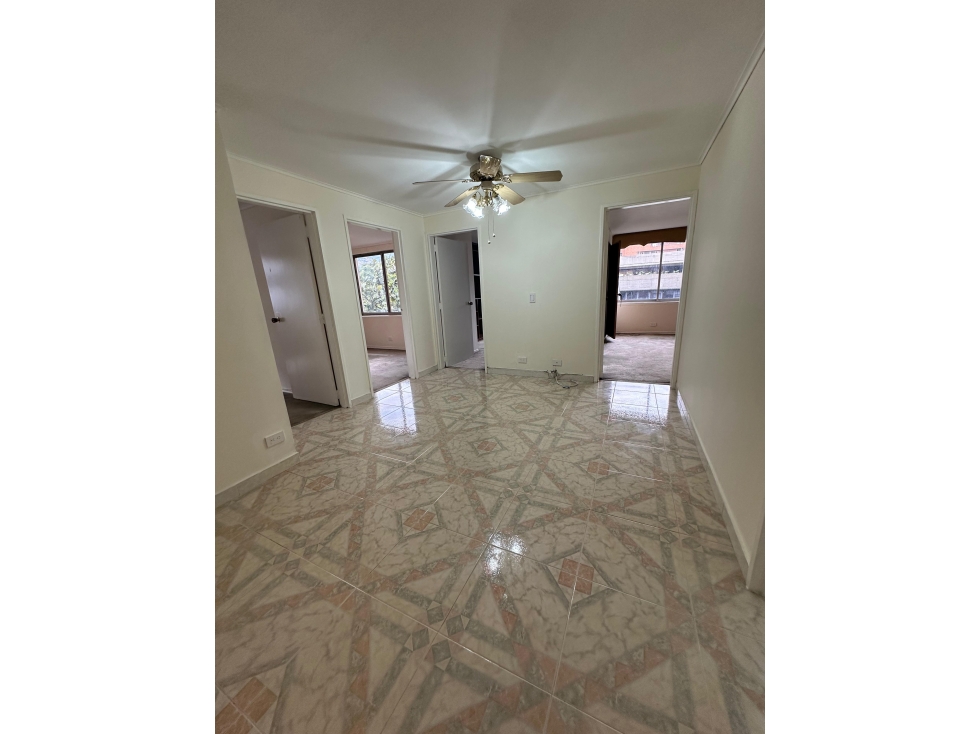 SE VENDE APARTAMENTO EN LAURELES SECTOR SURAMERICANA MEDELLIN — foto 6
