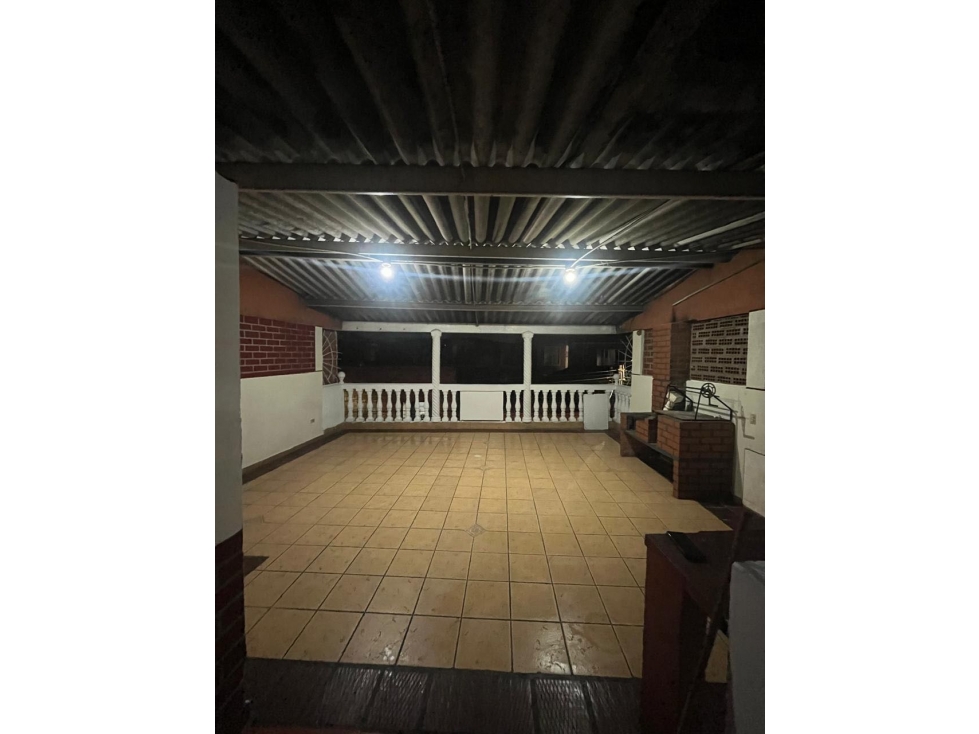 VENTA DE CASA EXTERNA 3PISOS TRIFAMILIAR EN FATIMA AC — foto 4