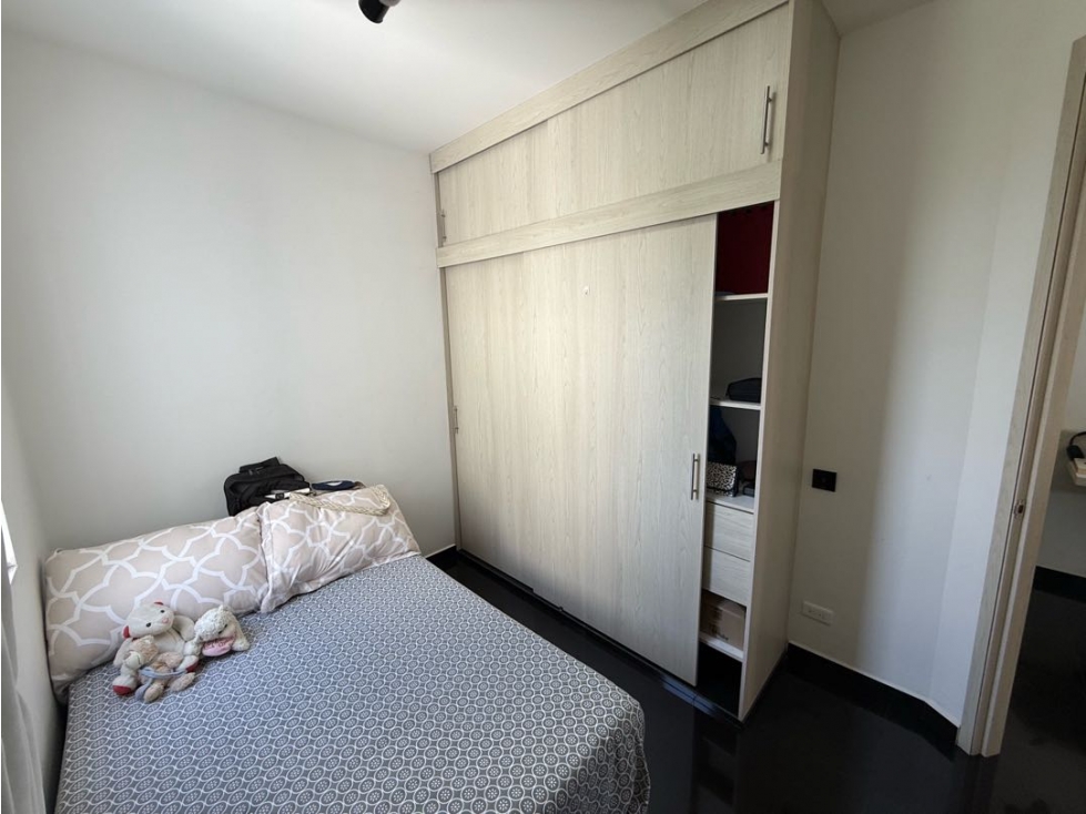 VENTA DE APARTAMENO PISO 5 EN POBLADO CAMPESTRE AC — foto 5