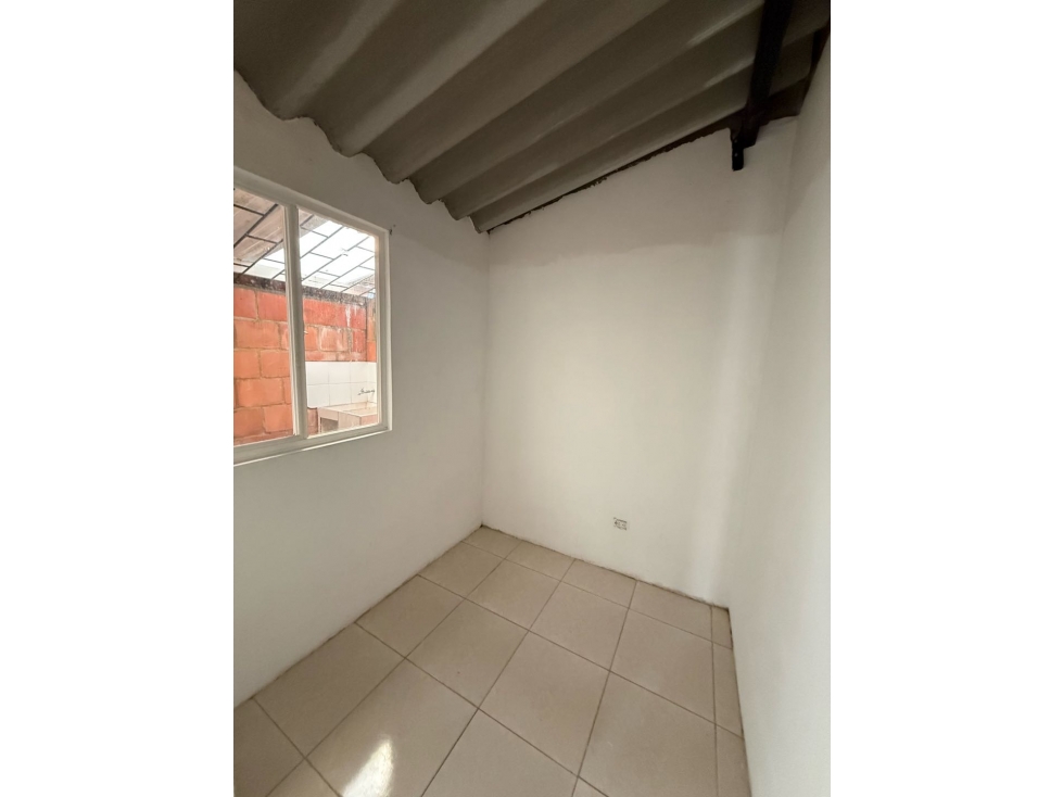 VENTA DE CASA PARA REMODELAR ENPAISAJE DE LAS FLORES JAMUNDI AC — foto 6