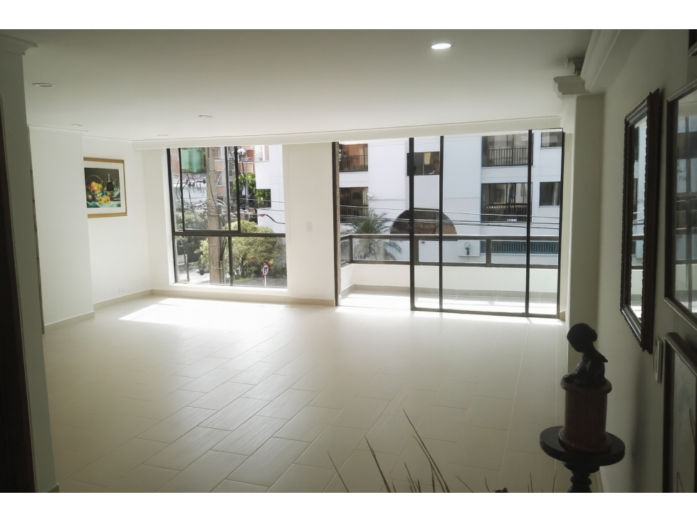 Apartamento en Venta Laureles Central