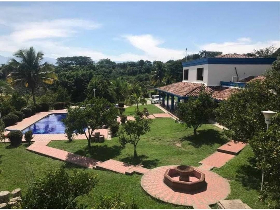 SAN JERONIMO EXCELENTE CASA FINCA SUPER COMPLETA EN PARCELACION
