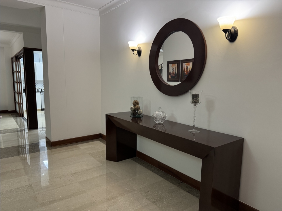Exclusiva Casa Esquinera en Venta en Loma de Benedictinos, Envigado — foto 4