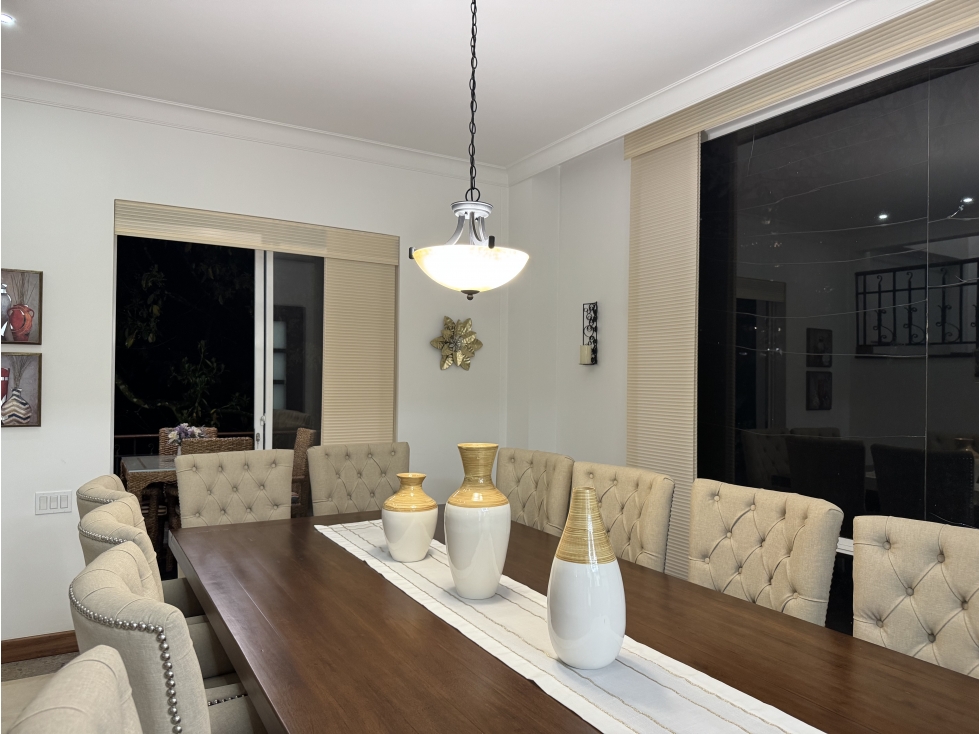 Exclusiva Casa Esquinera en Venta en Loma de Benedictinos, Envigado — foto 6