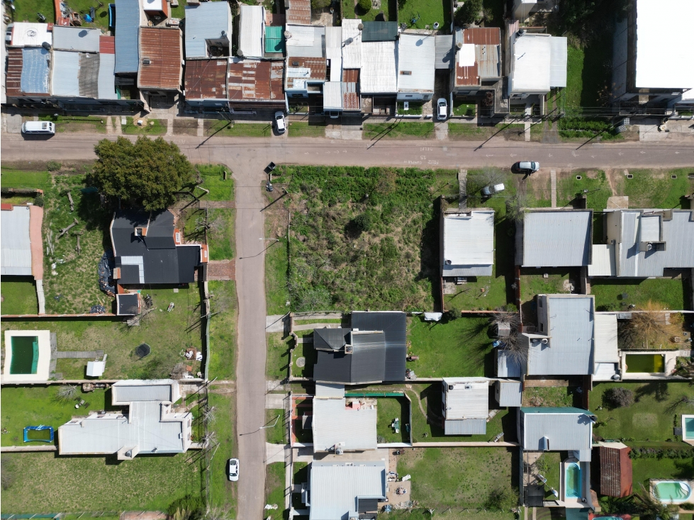 OPORTUNIDAD Terreno sobre esquina en Pueblo Nuevo - Luján - 3